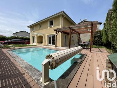 Maison - 179 m² - 8 pièces