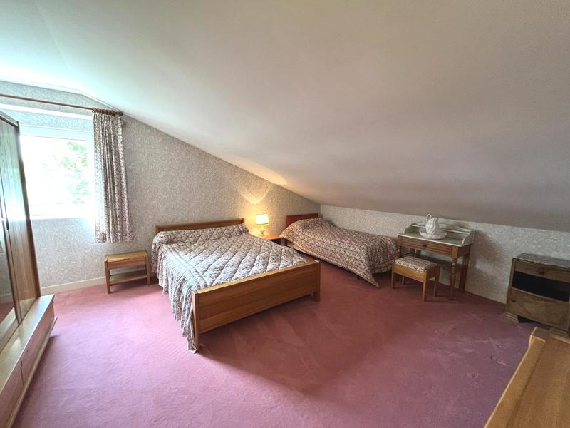 Maison ancienne - 266 m² - 9 pièces