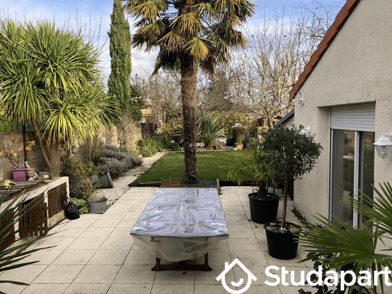 Chambre - 15 m² - 1 pièce