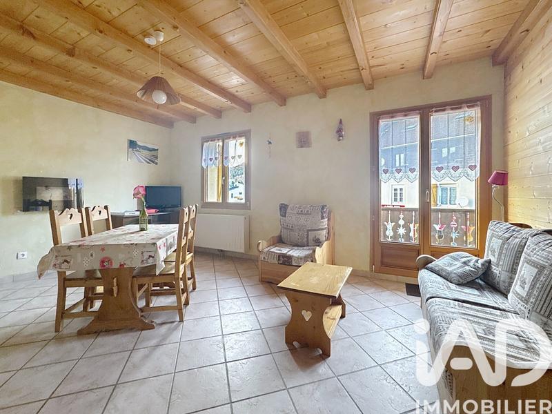 Maison - 300 m² - 21 pièces