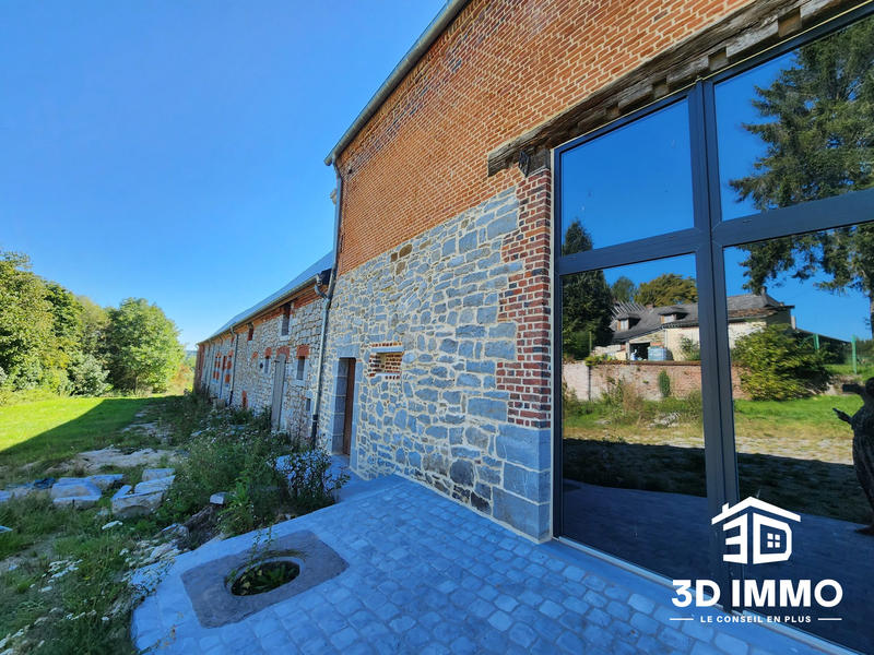 Maison - 305 m² - 7 pièces