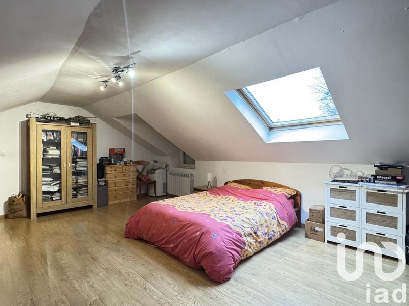 Maison - 260 m² - 8 pièces