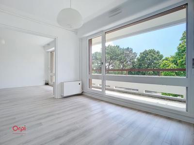 Appartement - 84 m² - 3 pièces