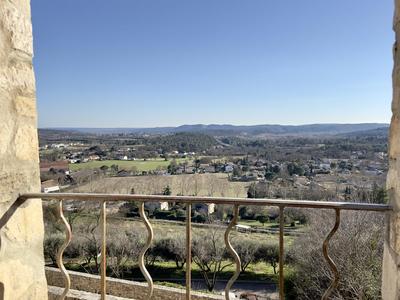 Maison - 90 m² - 3 pièces