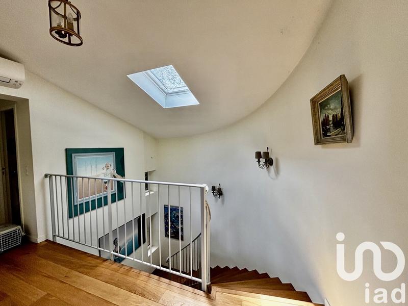 Maison - 194 m² - 6 pièces