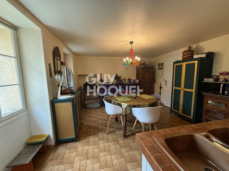 Maison - 295 m² - 5 pièces