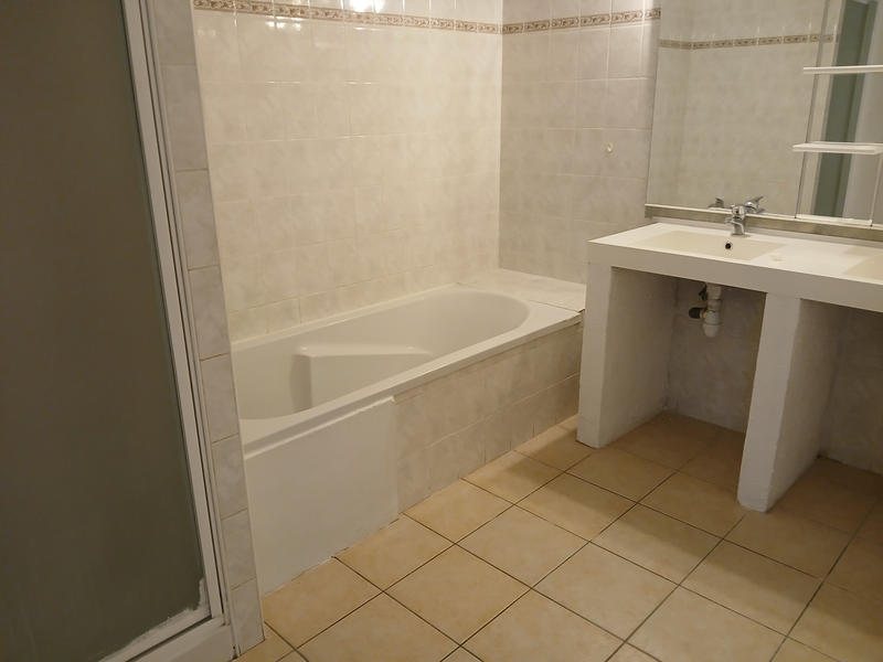 Maison - 104 m² - 4 pièces