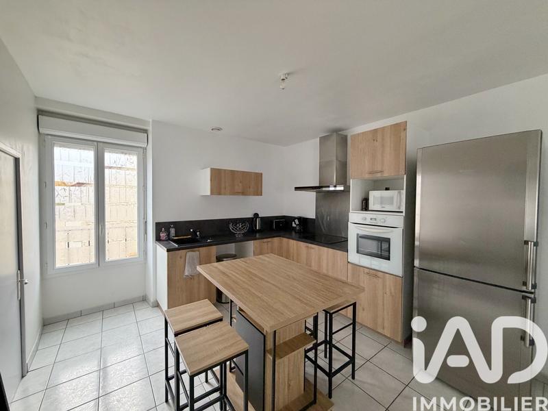 Maison - 99 m² - 5 pièces