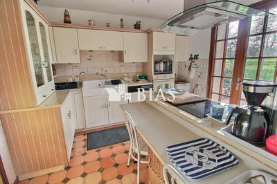 Maison traditionnelle - 103 m² - 4 pièces