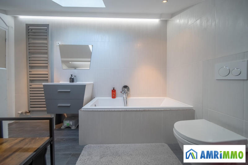 Maison - 125 m² - 4 pièces