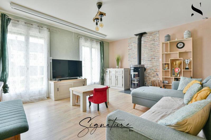 Maison - 90 m² - 6 pièces