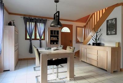 Maison - 89 m² - 4 pièces
