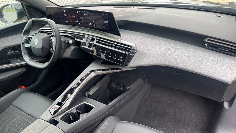 Peugeot 3008 1.2 Hybrid 136 e-Dcs6 Allure