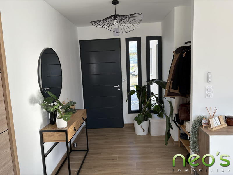 Maison - 98 m² - 5 pièces