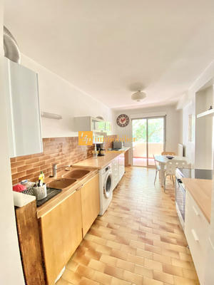 Appartement - 91 m² - 5 pièces