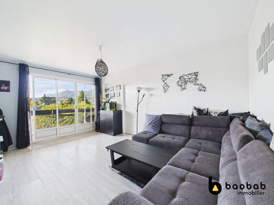 Appartement - 76 m² - 3 pièces