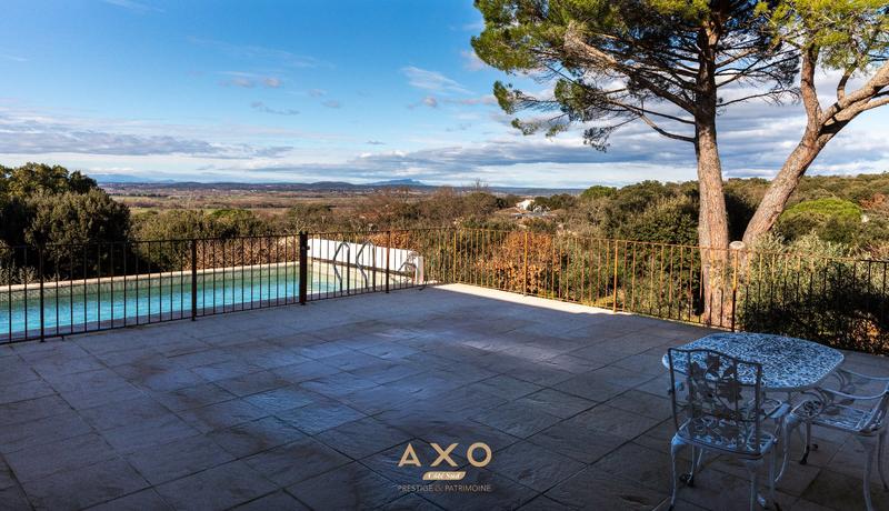 Maison - 171 m² - 6 pièces