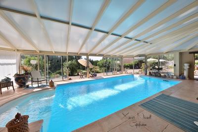 Maison - 480 m² - 10 pièces