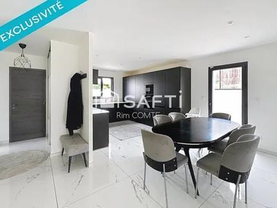 Maison - 130 m² - 4 pièces