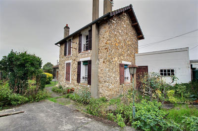 Maison - 61 m² - 4 pièces