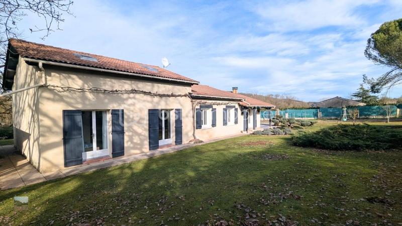 Maison - 150 m² - 7 pièces