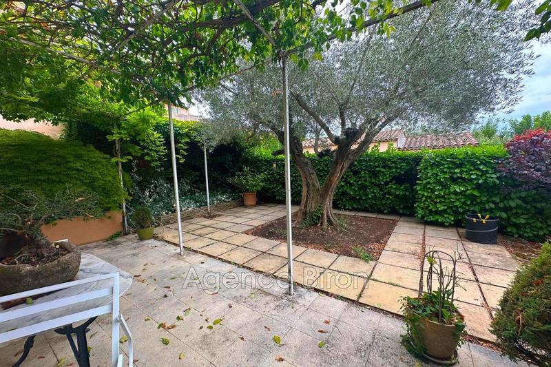 Maison - 161 m² - 6 pièces