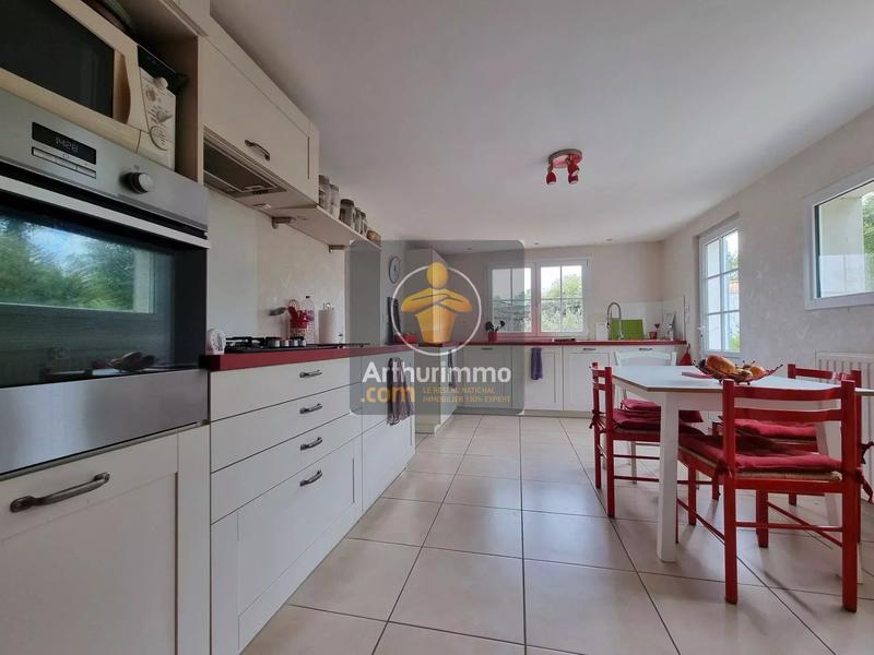 Maison - 197 m² - 7 pièces