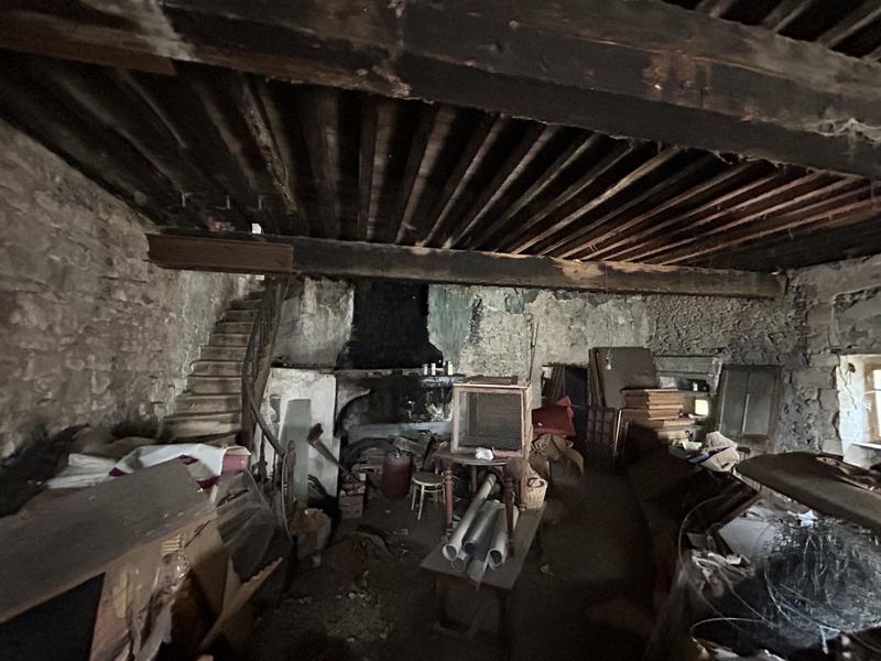 Maison - 300 m² - 5 pièces