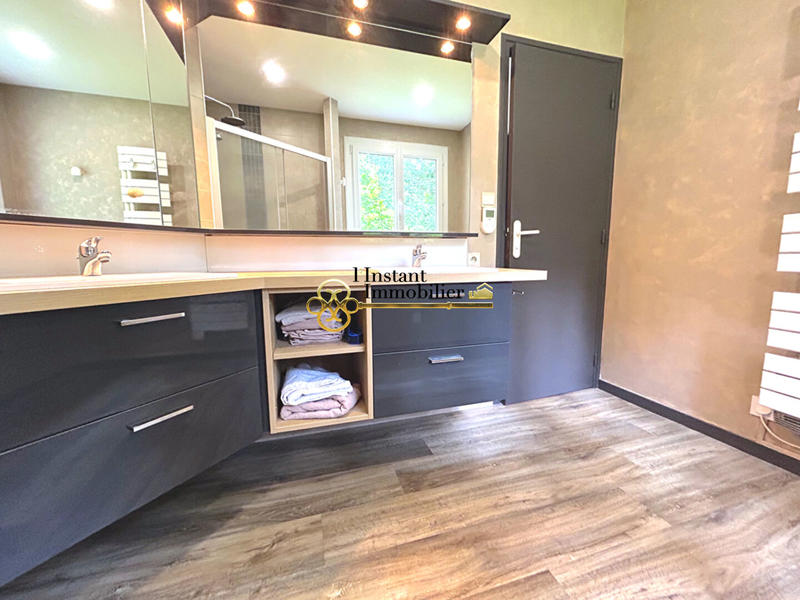 Maison - 174 m² - 6 pièces