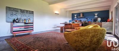 Maison - 204 m² - 5 pièces