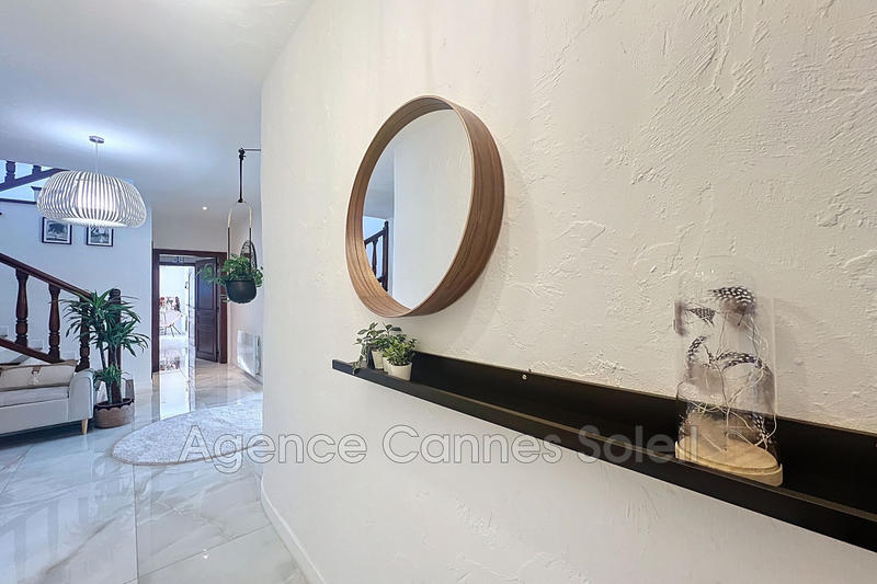 Villa - 210 m² - 7 pièces