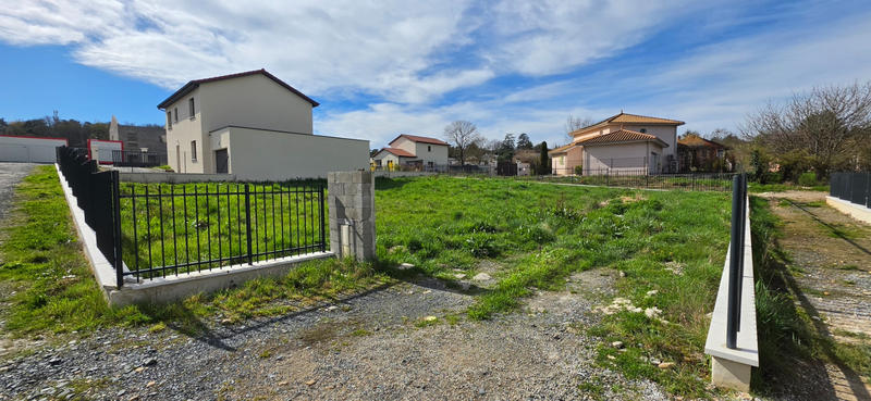 Terrain - 602 m²