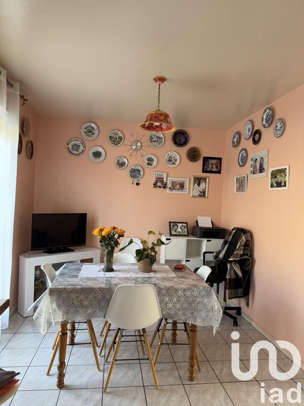 Maison - 93 m² - 5 pièces