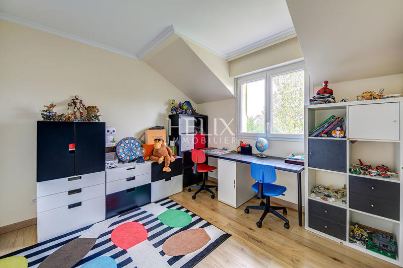 Maison - 163 m² - 5 pièces