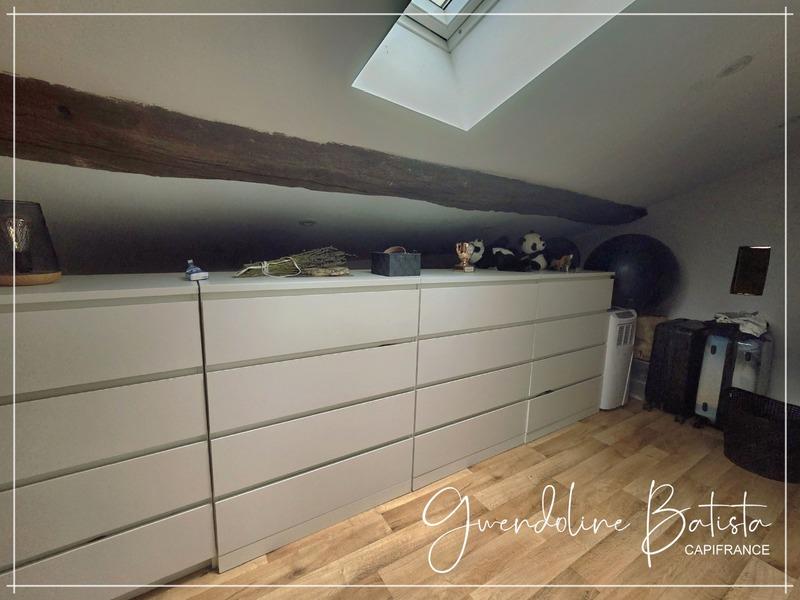 Maison - 200 m² - 6 pièces