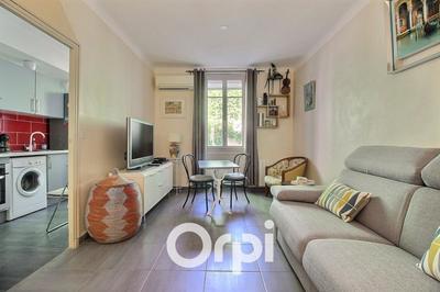 Studio - 33 m² - 1 pièce