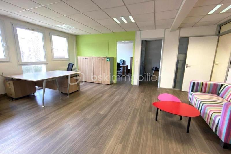 Bureau - 85 m² - 4 pièces