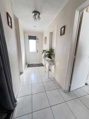 Maison - 97 m² - 5 pièces