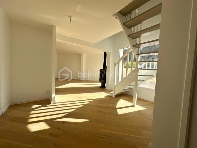 Maison - 149 m² - 6 pièces