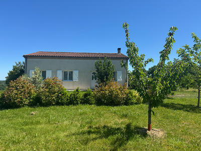 Maison - 80 m² - 4 pièces