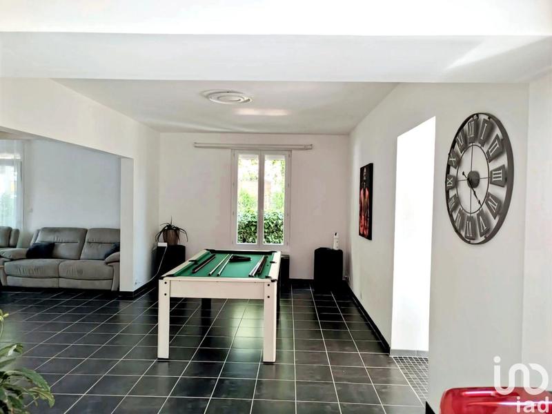 Maison - 248 m² - 6 pièces