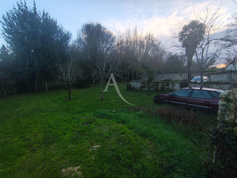 Maison - 96 m² - 3 pièces