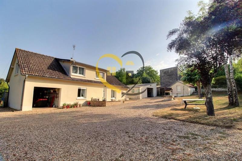 Maison de village - 98 m² - 4 pièces