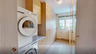 Appartement - 122 m² - 5 pièces