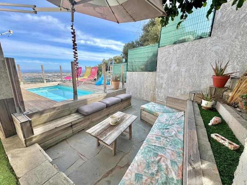 Maison - 213 m² - 7 pièces