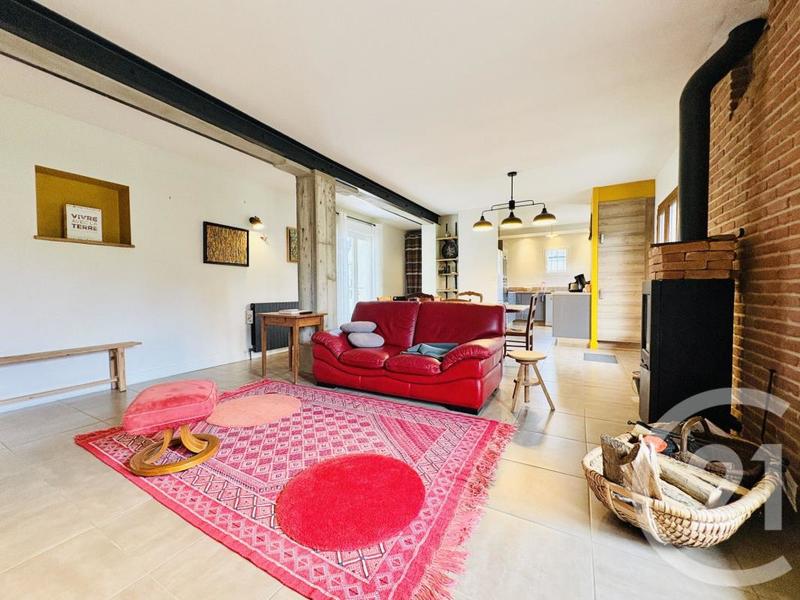 Maison - 96 m² - 5 pièces