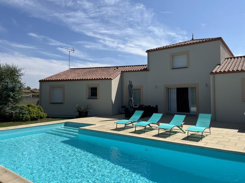 Maison - 172 m² - 7 pièces