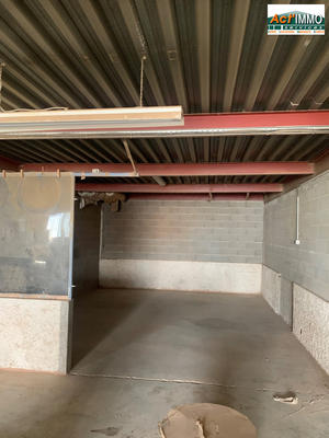 Entrepôt - 264 m²