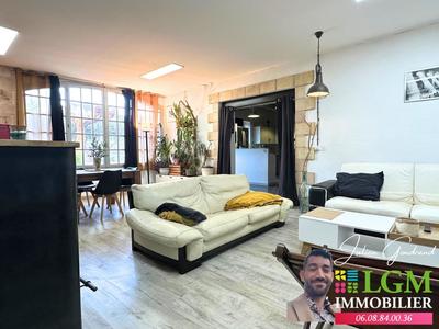 Maison - 218 m² - 6 pièces