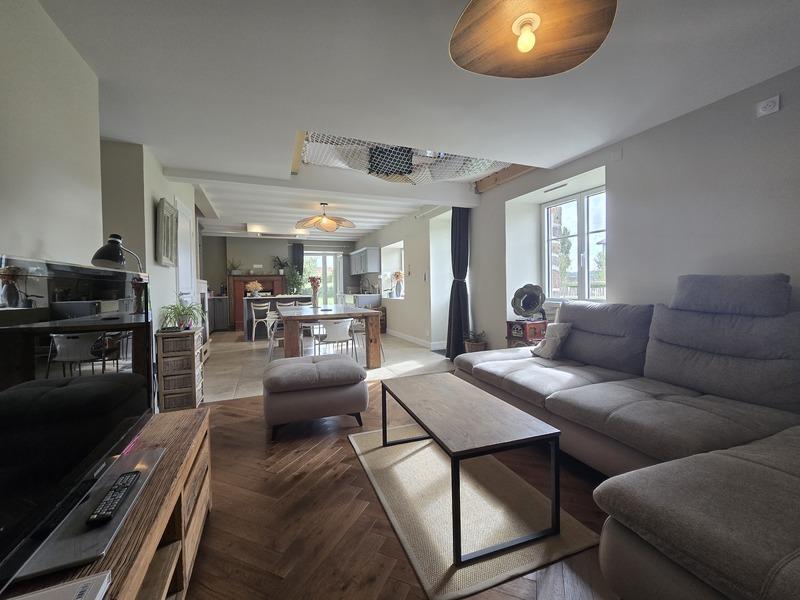 Maison - 106 m² - 5 pièces